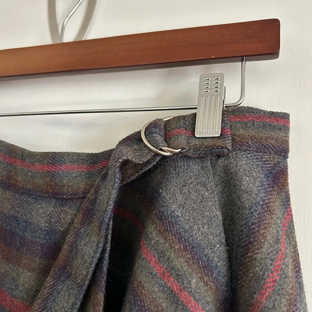 Vintage Wool Plaid Circle Wrap Skirt Gray Background Large -Darling! - Picture 2 of 10
